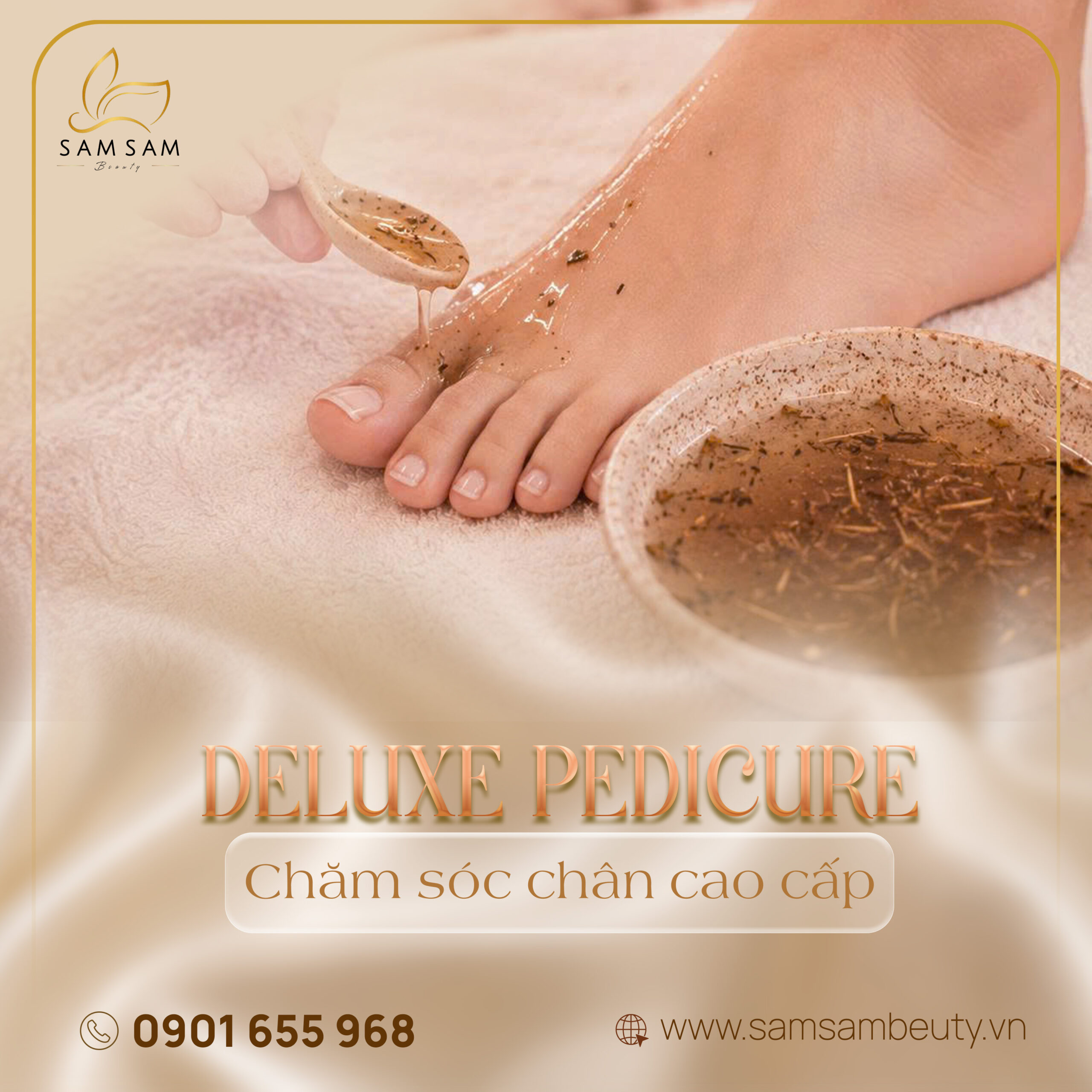 Liệu trình chăm sóc chân cao cấp Deluxe Pedicure ngâm chân thảo dược thư giãn