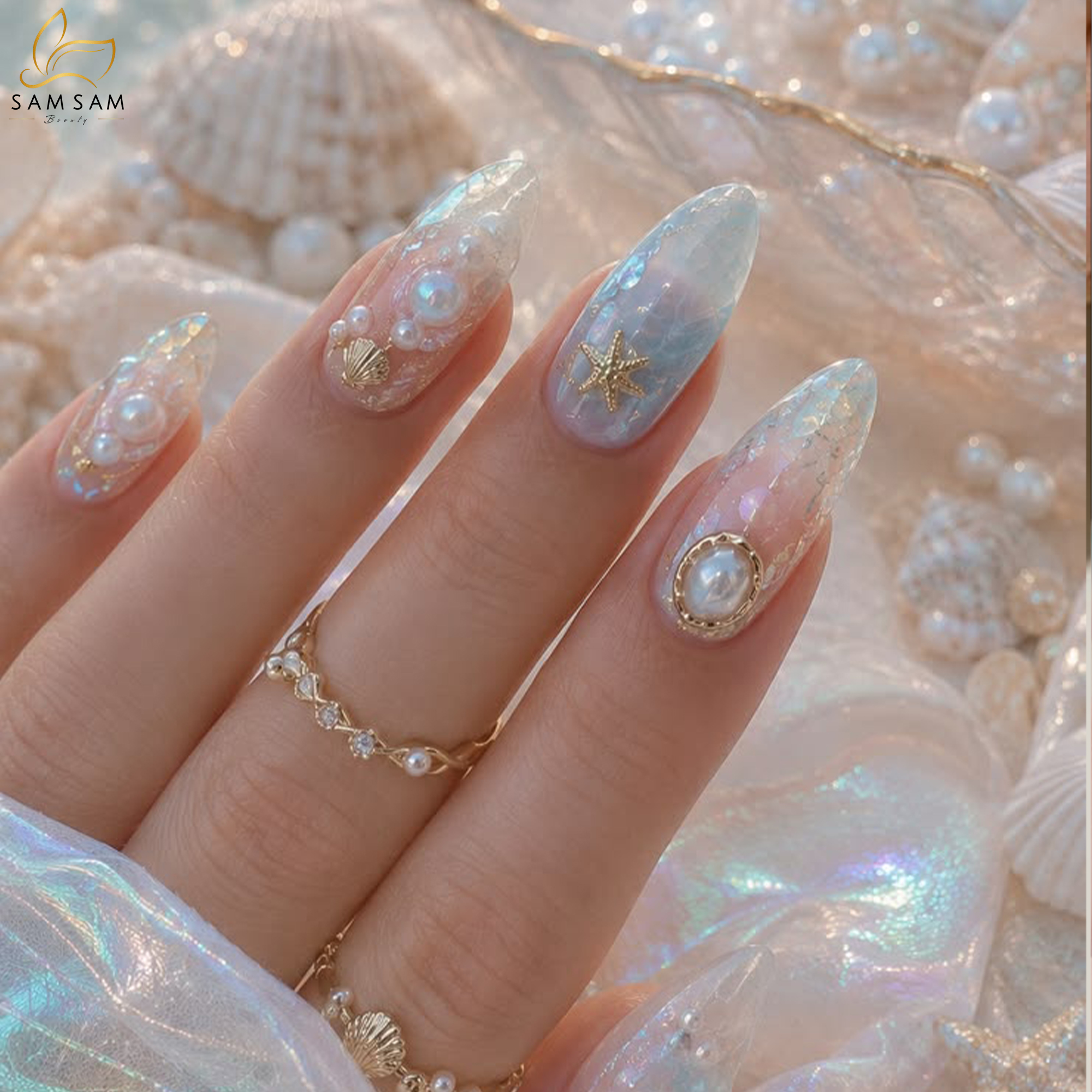 Mẫu nail chrome mùa hè hiệu ứng ngọc trai nàng tiên cá